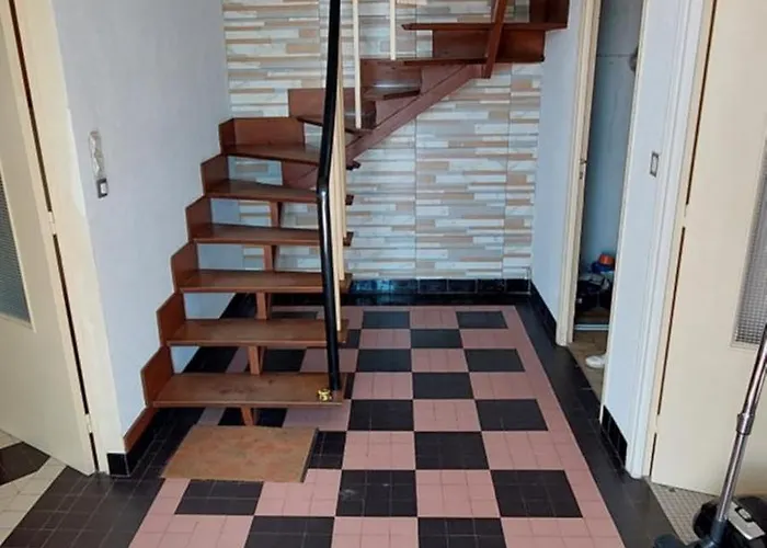 Maison Avec Garage Proche De La