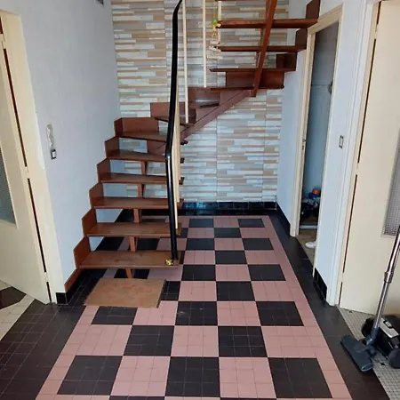 Maison Avec Garage Proche De La